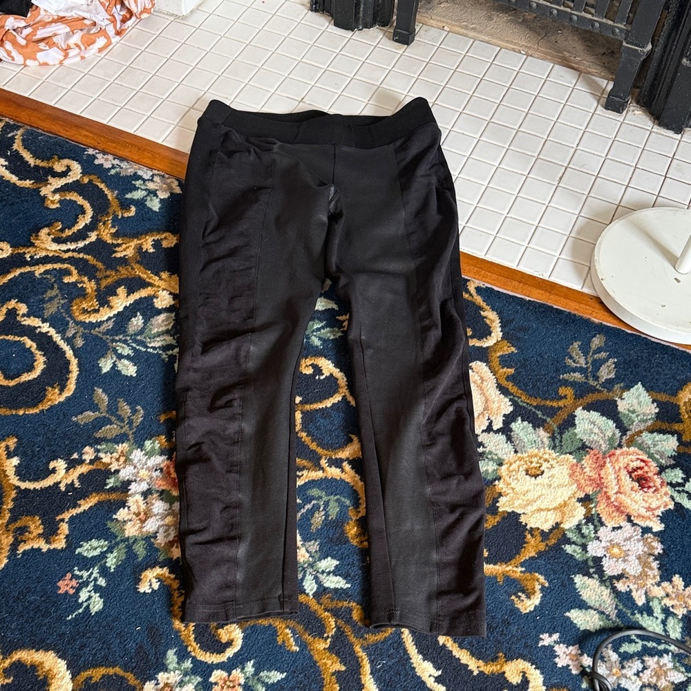 Liverpool mixed media Sienna pull on leggings. Worn once. 98 retail